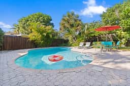 Luxury Home with Heated Pool- BNR Vacation Rentals
