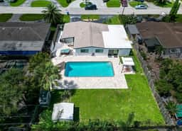 Pool, HotTub & BBQ Managed by BNR Vacation Rentals