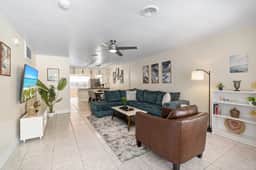 Fresh Pool Home! Managed by BNR Vacation Rentals
