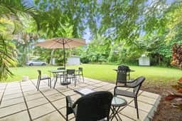 Location Huge yard Managed by BNR Vacation Rentals