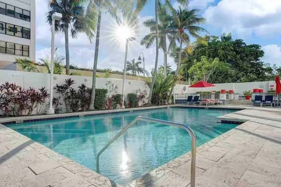 Penthouse! Waterfront! BNR Vacation Rentals - Image 1