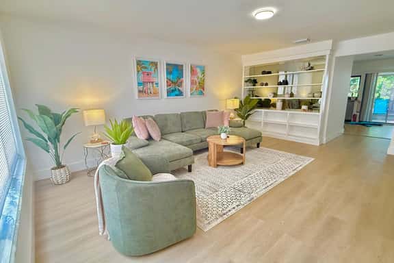 3 BR Pool! BNR Vacation Rentals - Image 1