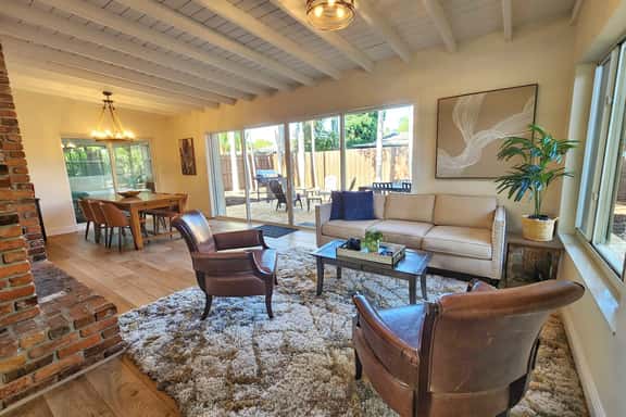 Huge Game House! BNR Vacations - Image 1