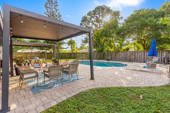 4 BR Heated Pool! BNR Vacations - Image 1