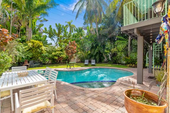 Best Location in Lauderdale! BNR Vacation Rentals