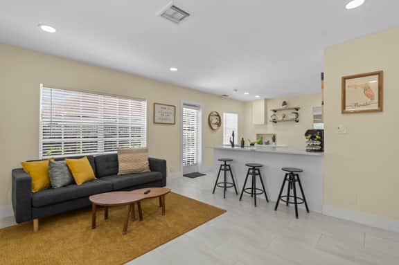 Home w Guest House Managed by BNR Vacation Rentals