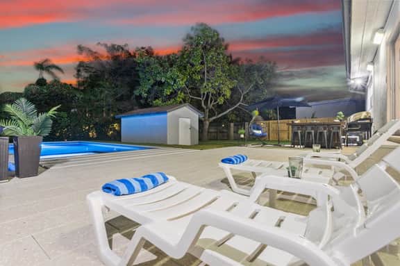 Heated Pool!  Spa!  Firepit!  BNR Vacation Rentals