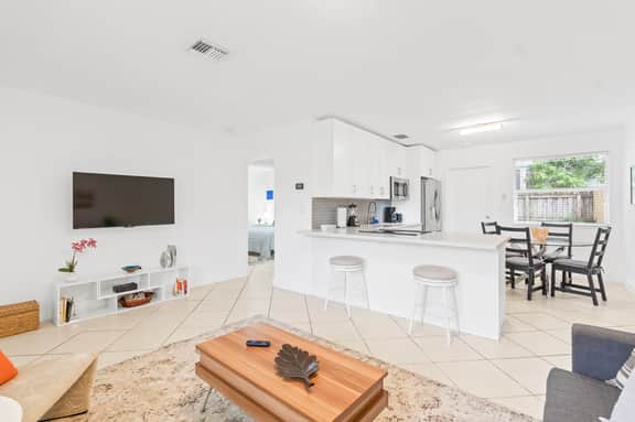 Great neighborhood Managed by BNR Vacation Rentals