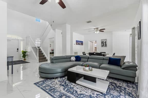 6 Bedroom Pompano - Image 5