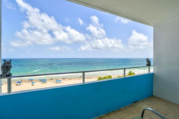 Luxury by the Sea Oceanfront Getaway! by BNR Vacation Rentals - Image 4